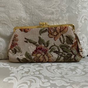 Vintage Kiss Lock Clutch